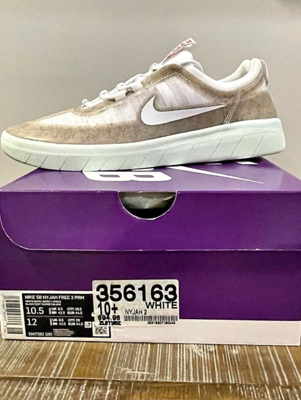 Nike SB Nyjah Free 2 PRM Sneakers White Gray US 10.5, NEW in the Box.